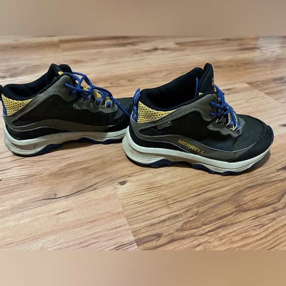 Mids merrell waterproof boot size 13 blue and yellow lace up - Picture 4 of 5